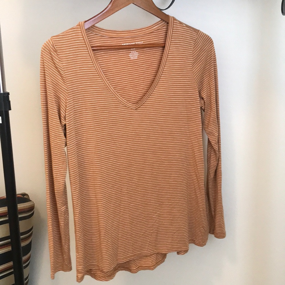 American Eagle long sleeve shirt